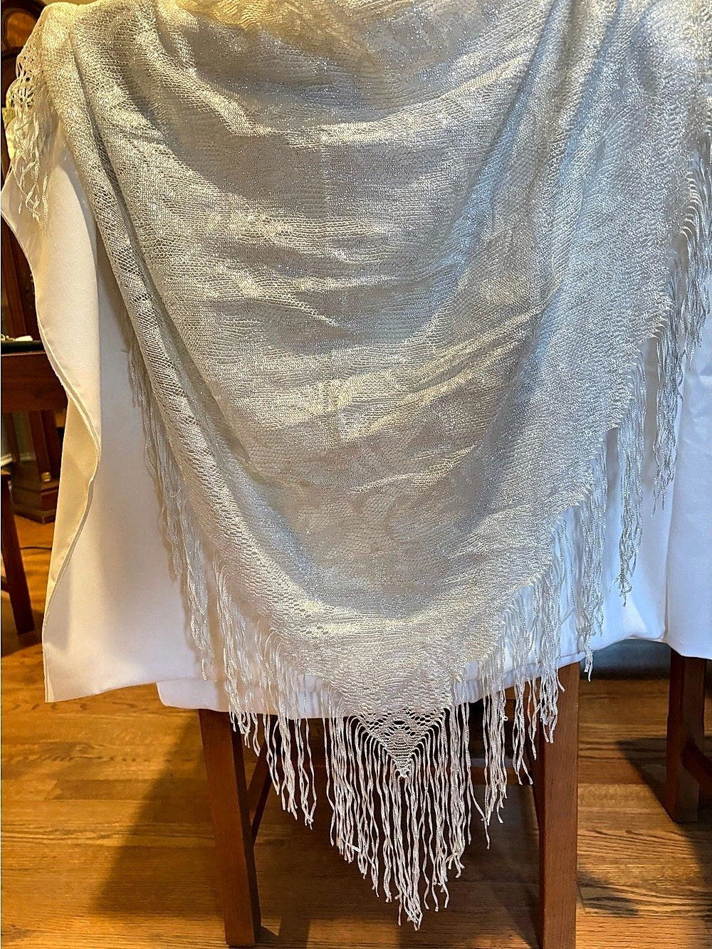 Metallic Fringe Wrap in white sparkle Like New